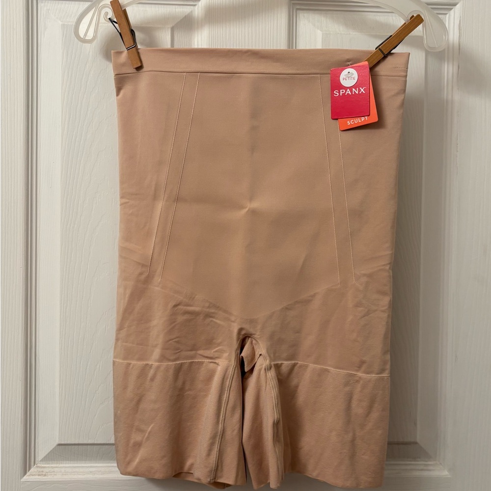 Spanx Sculpt High Waisted Mid Thigh Shapewear Shorts size XXL Petite